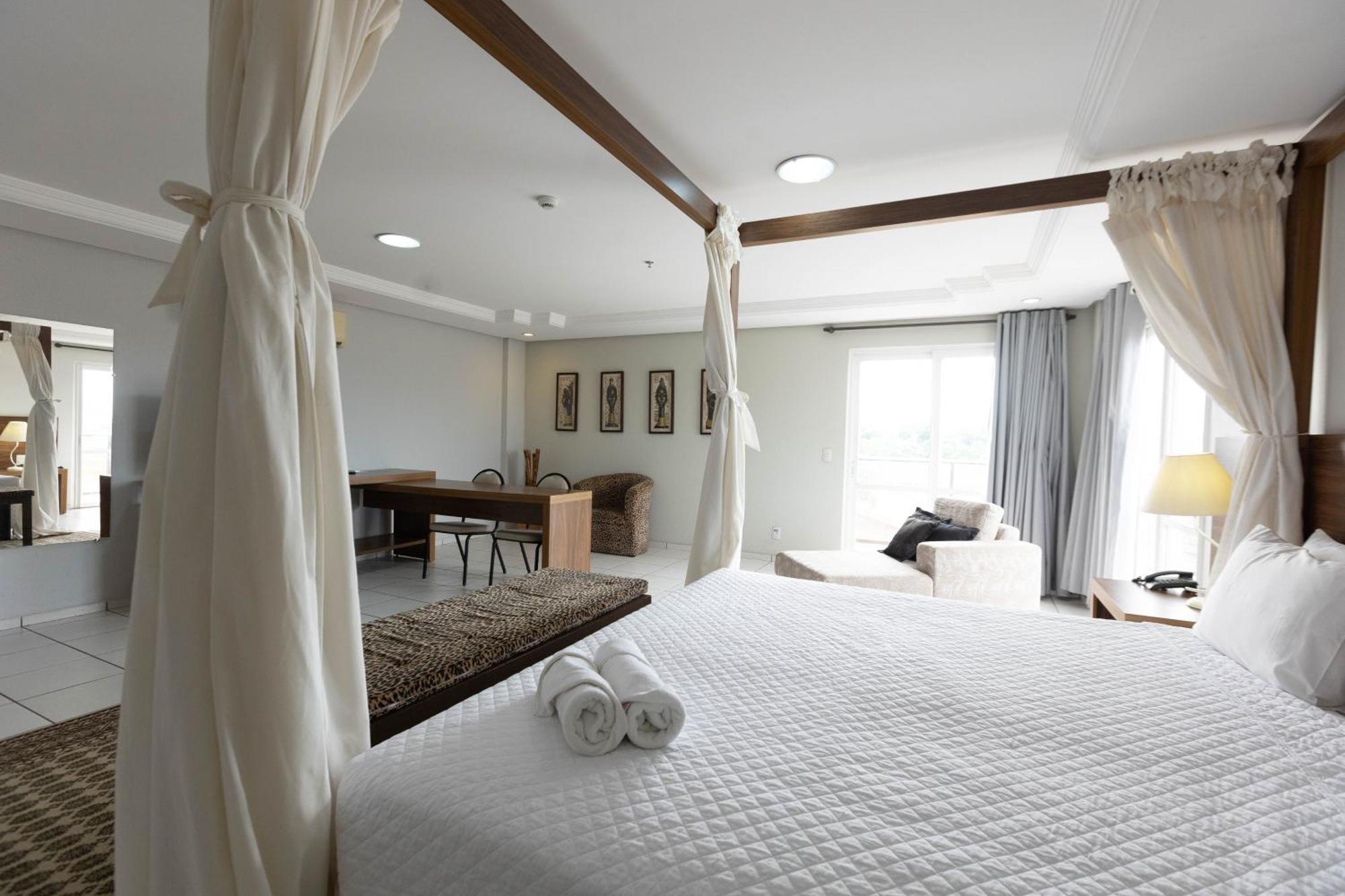 Hits Pantanal Hotel Aeroporto Varzea Grande  Ngoại thất bức ảnh