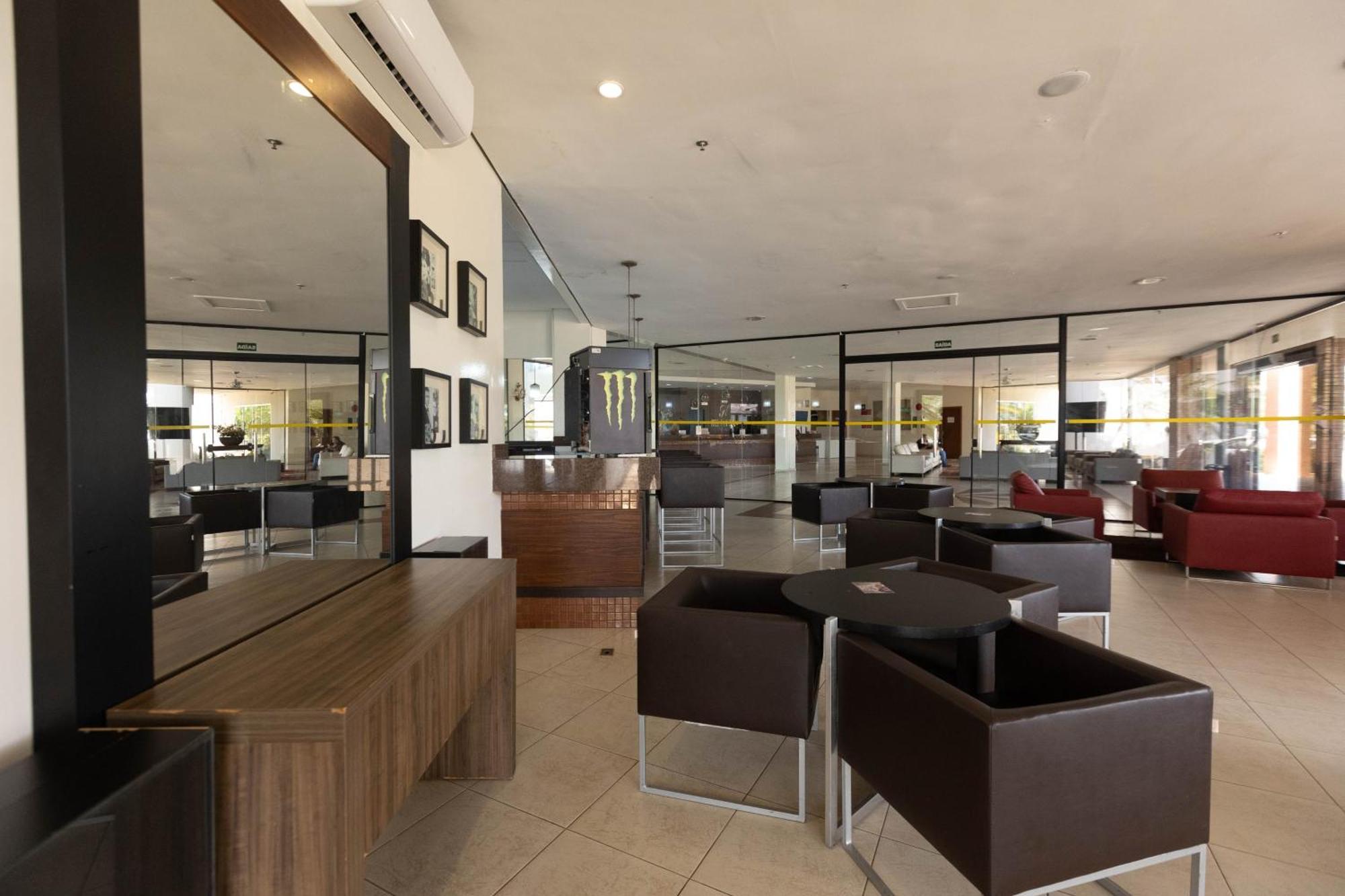 Hits Pantanal Hotel Aeroporto Varzea Grande  Ngoại thất bức ảnh